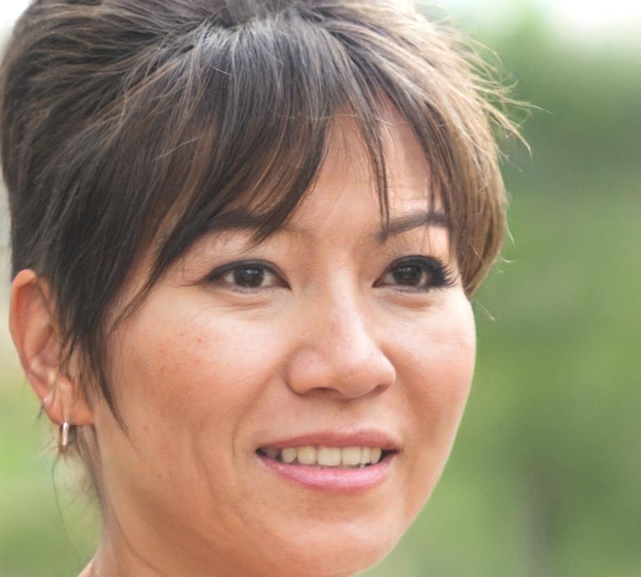 Portrait of Isolde Brandt, Senior Developer at AdvancePulse